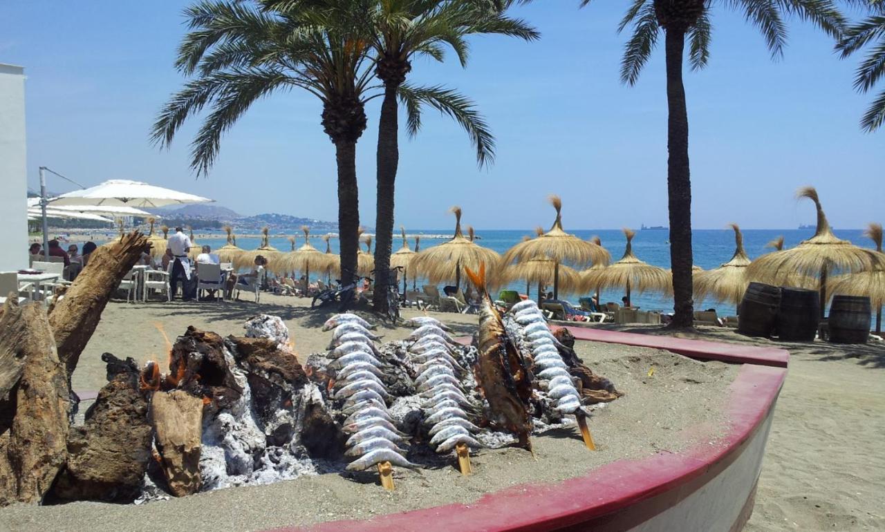 Malaga Beach And Historic Centre Malagueta Kültér fotó